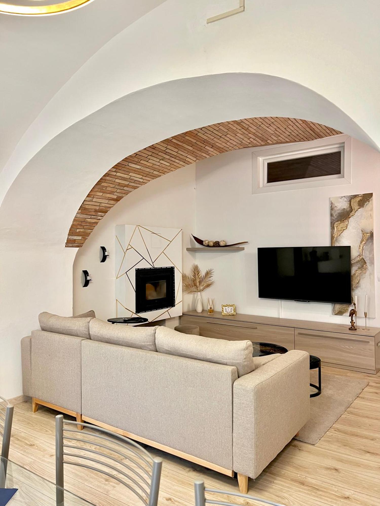 L'Arco Sul Lago • Gold Apartment Castro  ภายนอก รูปภาพ