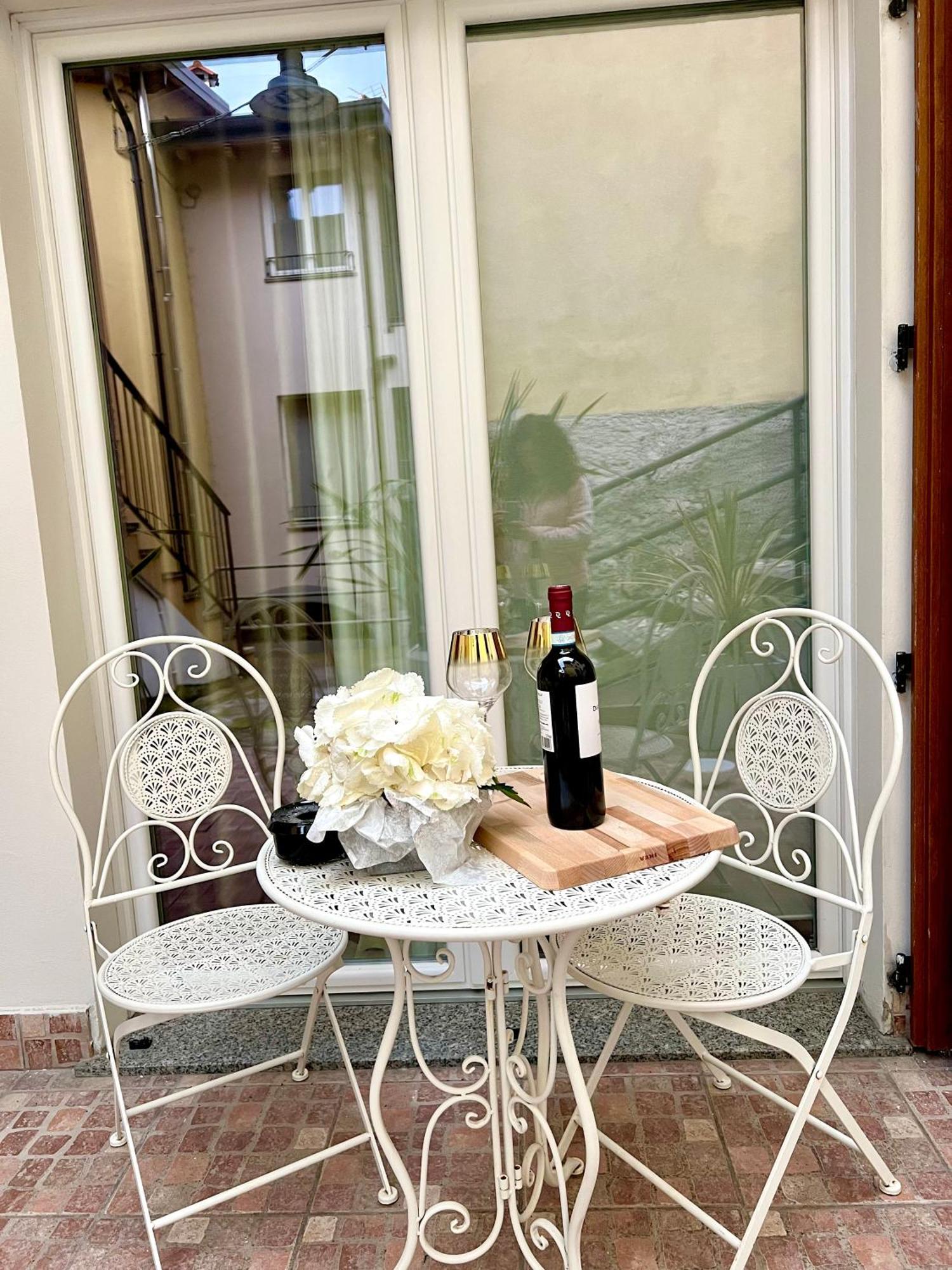 L'Arco Sul Lago • Gold Apartment Castro  ภายนอก รูปภาพ